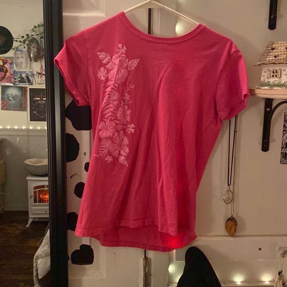Pink hawaii graphic tee